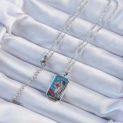 316L Çelik Zincir Gümüş Renk Taç ve Kız Figürlü Renkli Mineli Tarot Kolye