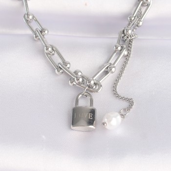 316L Çelik Zincir Gümüş Renk Zincirli Love Yazılı Kilit Kolye