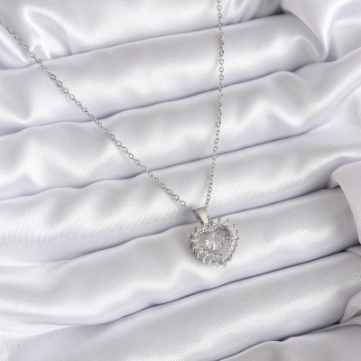316L Çelik Zincir Gümüş Renk Zirkon Taşlı Kalp Model Kadın Kolye