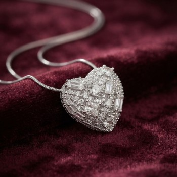 316L Çelik Zincir Gümüş Renk Zirkon Taşlı Kalp Model Kadın Kolye