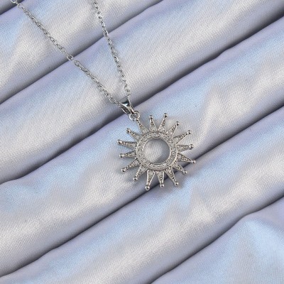 316L Çelik Zincir Gümüş Renk Zirkon Taşlı Parlayan Güneş Kolye