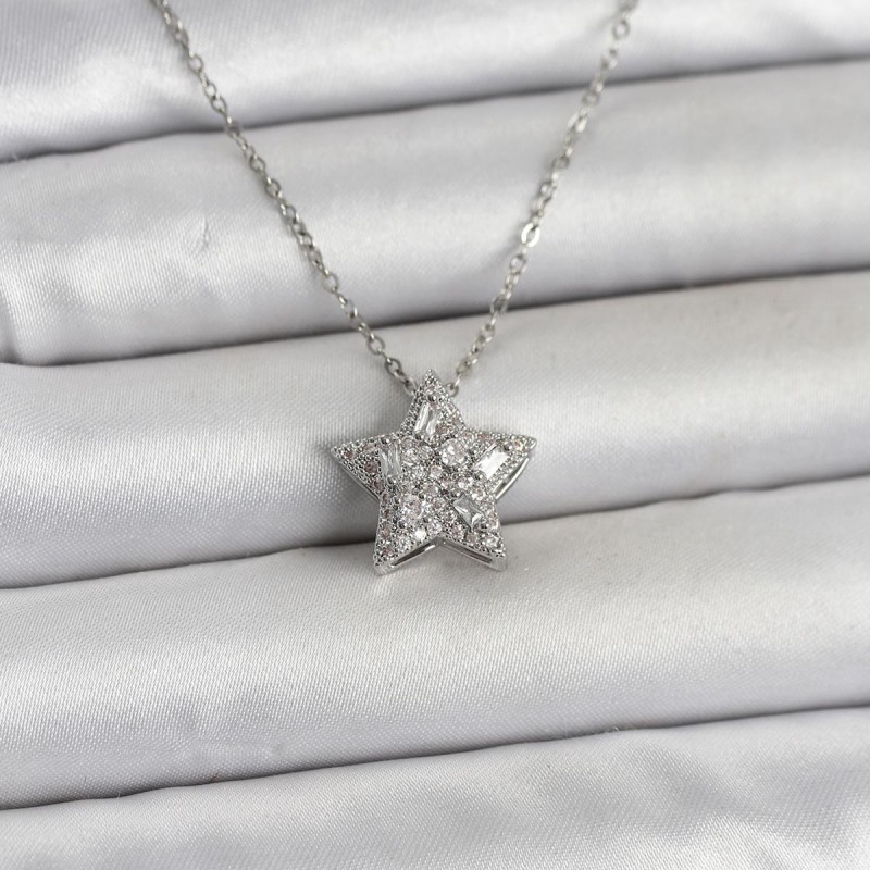 316L Çelik Zincir Gümüş Renk Zirkon Taşlı Yıldız Model Kadın Kolye