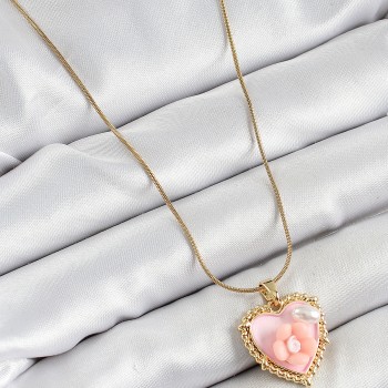 316L Çelik Zincir Pembe Sanatsal Portre İnci Detaylı Papatya Figürlü Kalp Model Gold Renk Kadın Kolye