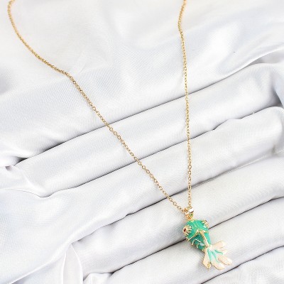 316L Çelik Zincir Yeşil Balık Model Gold Renk Kadın Kolye