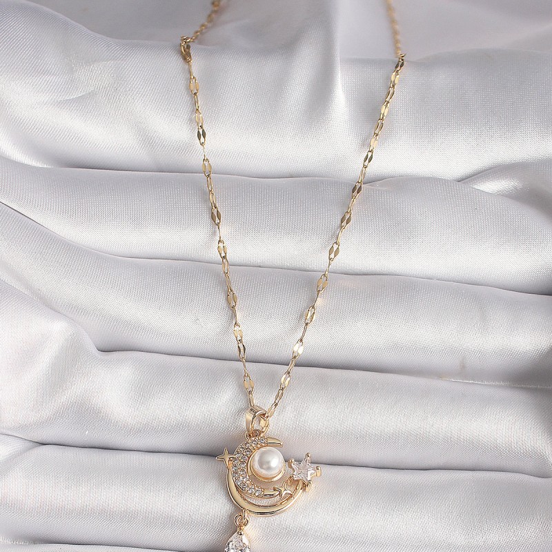 316L Gold Renk Zirkon Taşlı Ay Yıldız Model Sallantı Detay Kadın Kolye