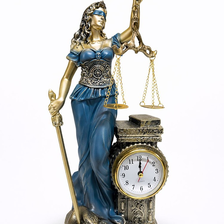 35x14 cm Polyester Saatli Adalet Figürü 