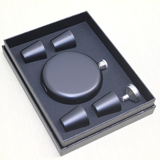 4 Shot Bardaklı Matara Seti Yuvarlak Siyah