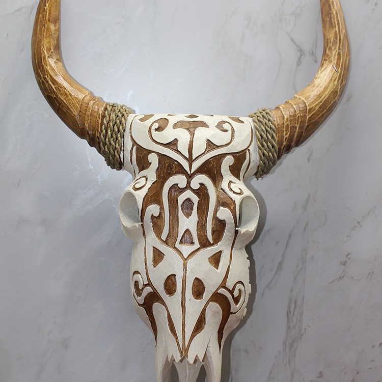 Ahşap Duvara Asmalı Bufalo Kafası 