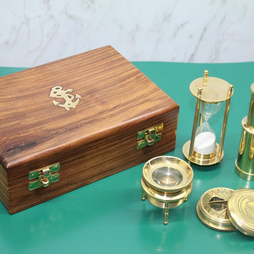 Ahşap Kutulu Dürbün, Kum Saati, Büyüteç, Pusula Seti 