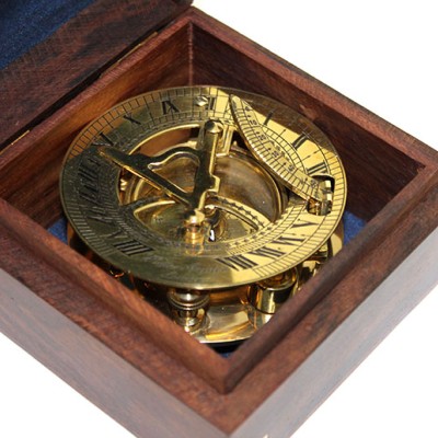 Ahşap Kutulu Pirinç Güneş Saati Ve Pusula Modeli 