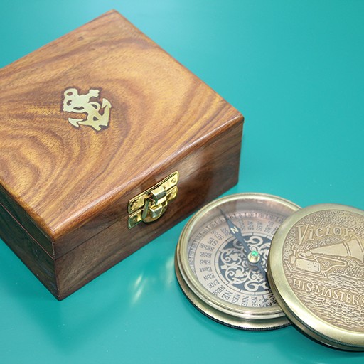 Ahşap Kutulu Pirinç Pusula 