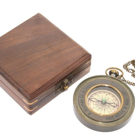 Ahşap Kutulu Pusula Model 4