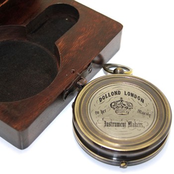 Ahşap Kutulu Üzeri Desenli Pirinç Pusula 