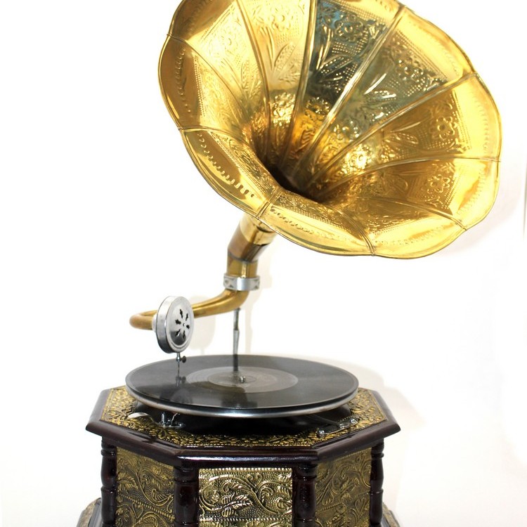 Ahşap Sekizgen Gramofon Taş  Plak Çalar Metal Kaplamalı 