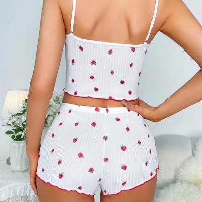 Arias Closet Beyaz Üstüne Çilek Desenli Askılı Şortlu Pijama Takımı