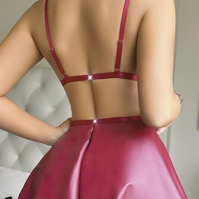 Arias Closet Bordo Göğüs Dekolteli Mini Etekli Fantezi Deri Takım