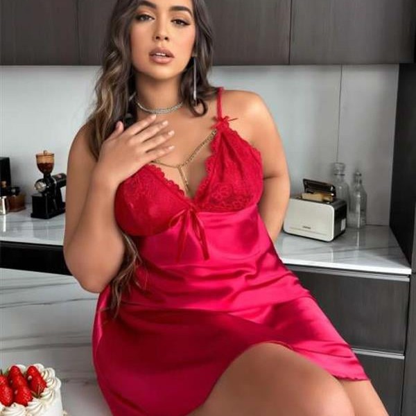 Arias Closet Büyük Beden Kırmızı Dantel İşlemeli Saten Gecelik