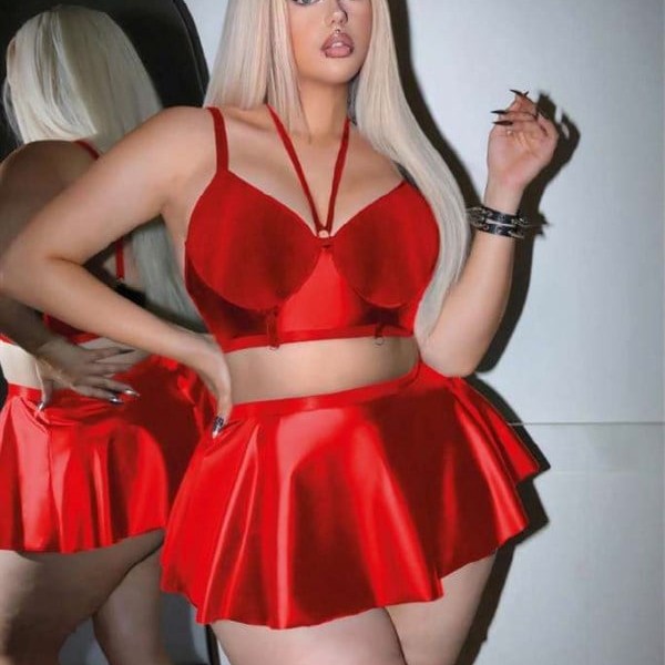 Arias Closet Büyük Beden Kırmızı Deri Görünümlü Etekli Fantezi Takım