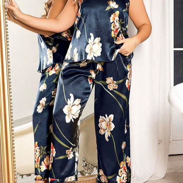 Arias Closet Büyük Beden Mavi Üstüne Çiçek Desenli İnce Askılı 2'Li Saten Pijama Takımı