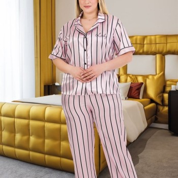 Arias Closet Büyük Beden Şık Tasarım Pembe Siyah Çizgili Düğmeli Kısa Kol Lüx Saten Pijama Takımı