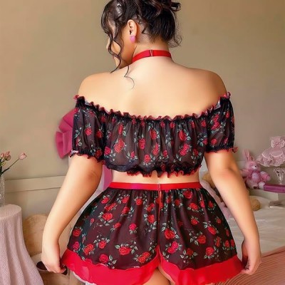 Arias Closet Büyük Beden Siyah Üstüne Gül Desenli Fantezi Etekli Büstiyer Takımı