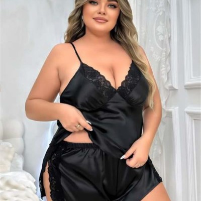 Arias Closet Büyük Beden Siyah Yırtmaç Dantel İşlemeli Saten Şortlu Takım