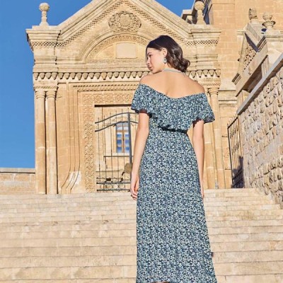 Arias Closet Çiçek Desenli Elbise