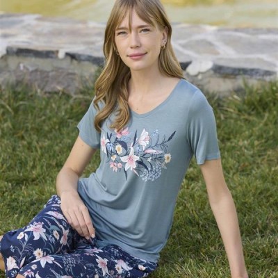 Arias Closet Çiçek Ve Yaprak Desenli Ve Baskılı Kapri Takımı