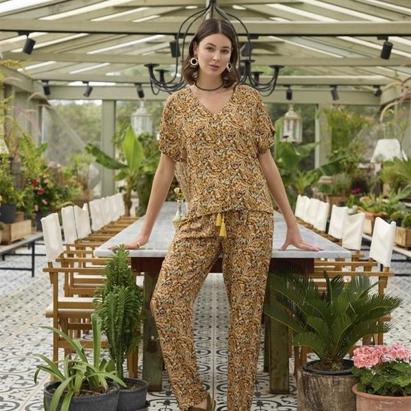 Arias Closet Çiçek Ve Yaprak Desenli Önü Düğmeli Alt Üst Takım