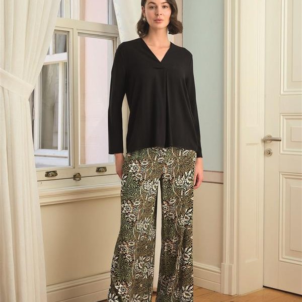 Arias Closet Çiçek Yaprak Ve Etnik Desenli Uzun Kollu Pijama Takımı