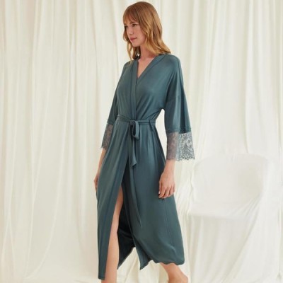 Arias Closet Dantelli Ve Kuşaklı Sabahlık
