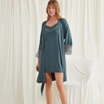 Arias Closet Dekolteli Yakası Ve Kolu Dantelli Sabahlık Takımı