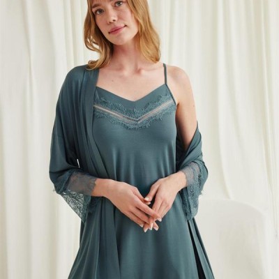 Arias Closet Dekolteli Yakası Ve Kolu Dantelli Sabahlık Takımı