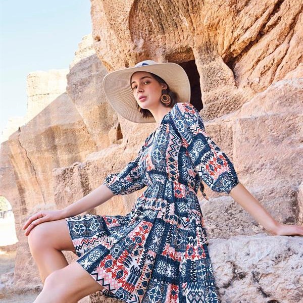 Arias Closet Etnik Desenli Truvakar Kollu V Yaka Elbise