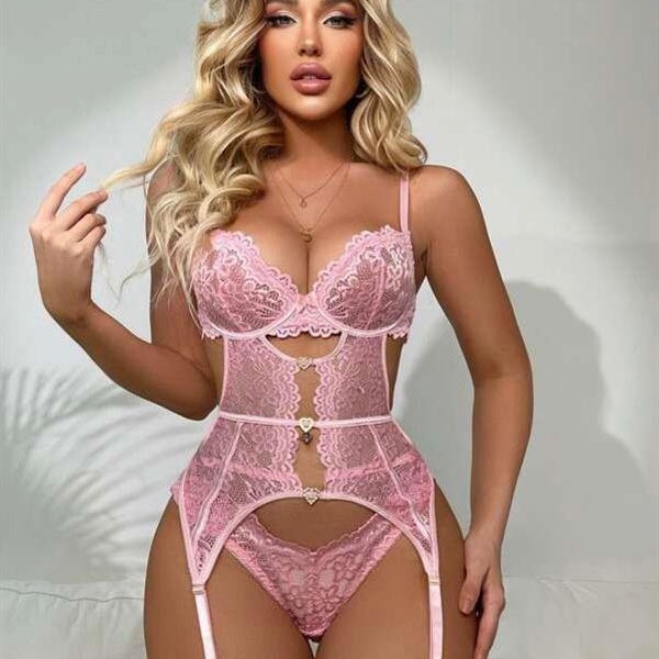 Arias Closet Kalp Aksesuarlı Dantelli Fantezi Pembe Jartiyer Takım