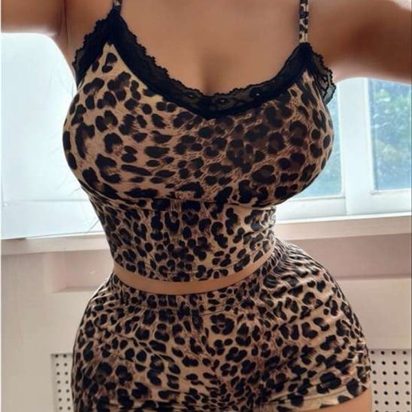 Arias Closet Leopar Desenli Dantel İşlemeli İnce Askılı Şortlu Pijama Takımı