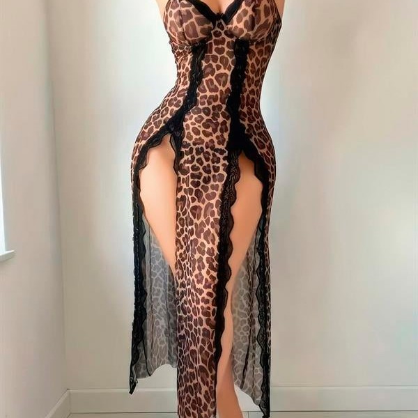 Arias Closet Leopar Desenli Yırtmaçlı Fantezi Uzun Gecelik
