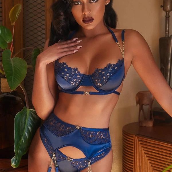 Arias Closet Mavi Dantel İşlemeli Zincir Detaylı Fantezi Jartiyer Takımı