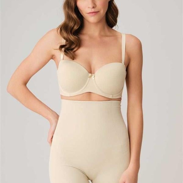 Arias Closet Mikro Kumaş Beli Yapıştırma Paçaları Silikon Bantlı Paçalı Sıkı Şort Korse