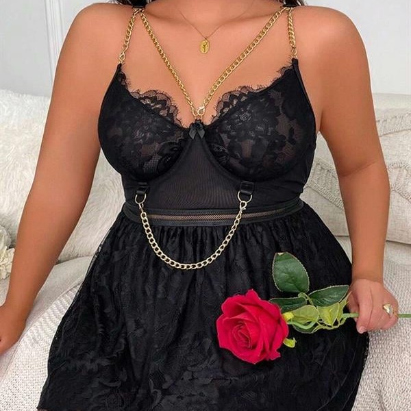 Arias Closet Özel Tasarım Büyük Beden Fantezi Zincir Detaylı Dantelli Gecelik