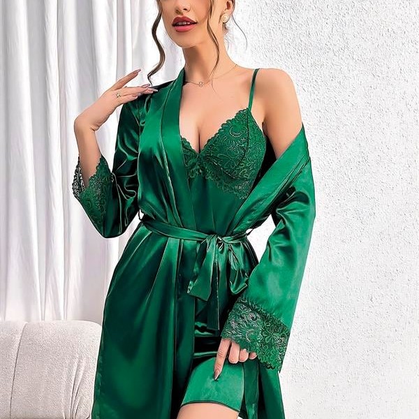 Arias Closet Özel Tasarım Dantel İşlemeli Göğüs Dekolteli Sabahlıklı 2'Li Yeşil Saten Gecelik Takımı