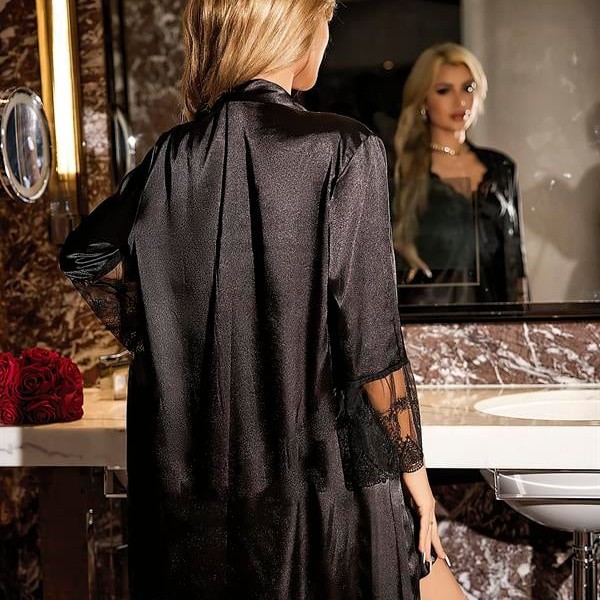 Arias Closet Özel Tasarım Dantel İşlemeli Şık Göğüs Dekolteli Sabahlıklı 2'Li Siyah Saten Gecelik Takımı