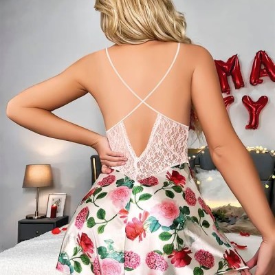 Arias Closet Özel Tasarım Gül Desenli İnce Askılı Dantel İşlemeli Mini Saten Gecelik