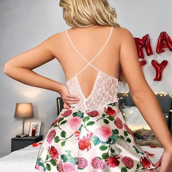 Arias Closet Özel Tasarım Gül Desenli İnce Askılı Dantel İşlemeli Mini Saten Gecelik