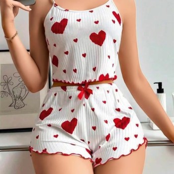 Arias Closet Pamuklu Beyaz Üstüne Kırmızı Kalp Desenli Askılı Şortlu Pijama Takımı