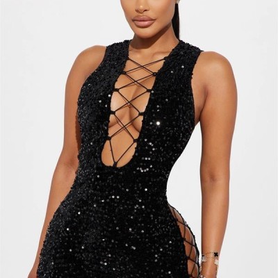 Arias Closet Pullu Transparan Detaylı Göğüs Dekolteli Mini Fantezi Elbise