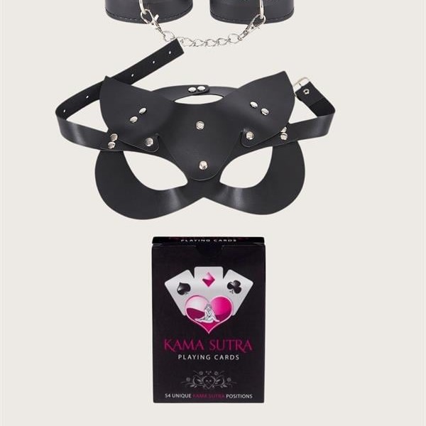 Arias Closet Sexy Görselli Oyun Kartı Kama Sutra  Kelepçe Maske Set