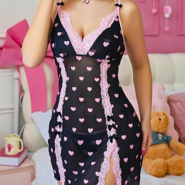 Arias Closet Siyah Kalp Desenli Dantel İşlemeli Fantezi Gecelik