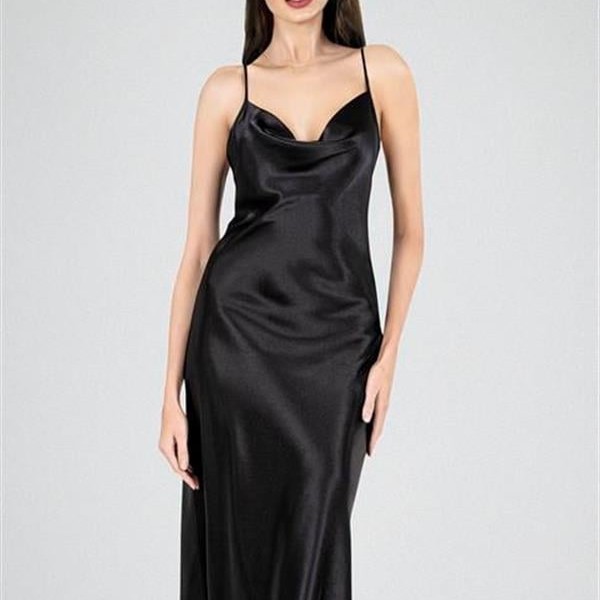 Arias Closet Uzun Gecelik Degaje Siyah