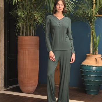 Arias Closet Uzun Kollu Önü Düğmeli V Yaka Pijama Takımı